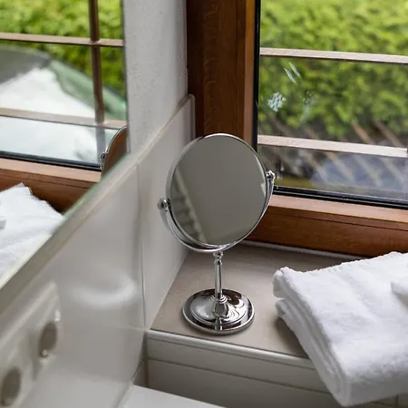 Stadtvilla Falkenstein 아파트 *